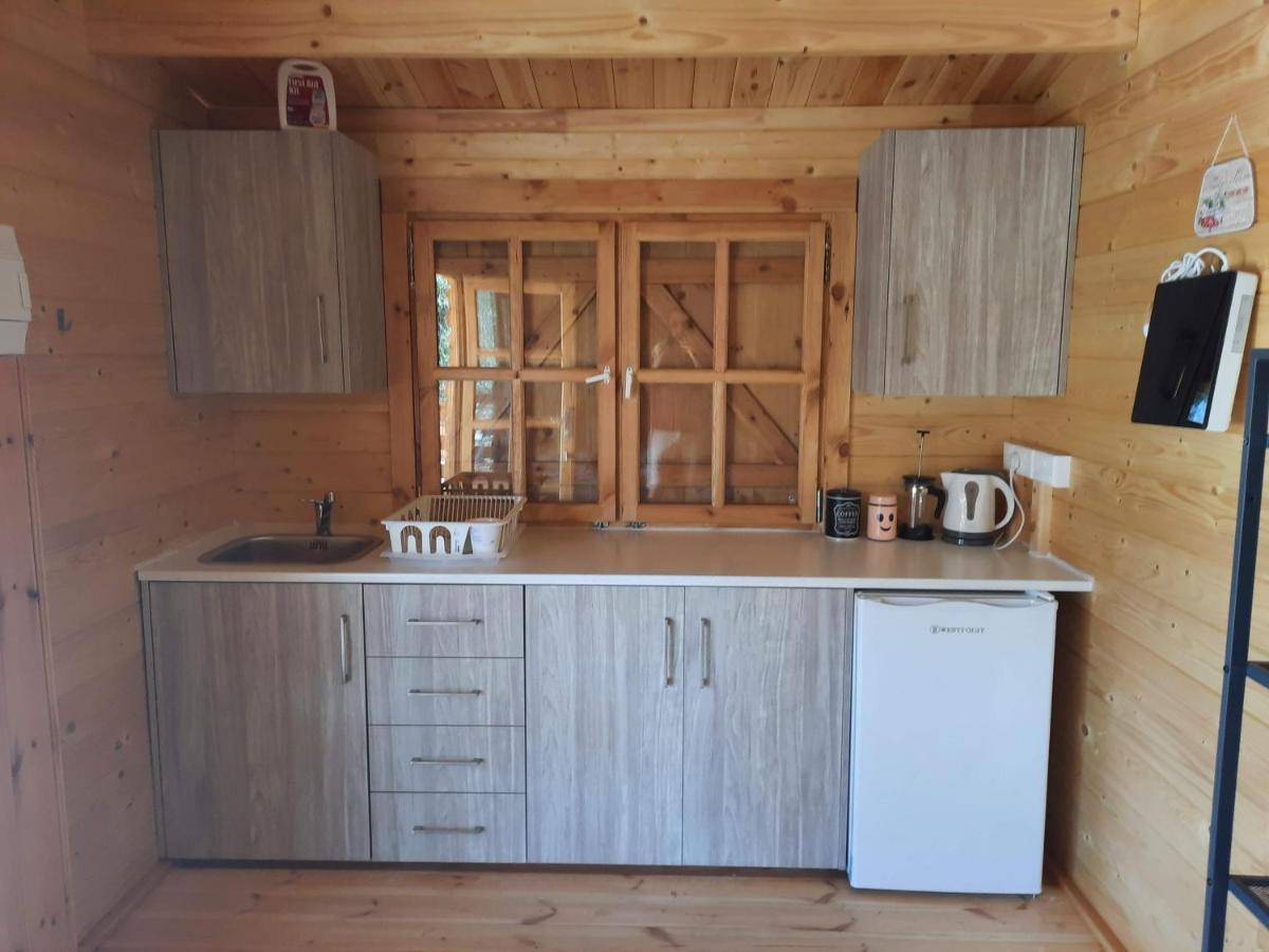ホテル Cyprus Glamping Park Agios Theodoros エクステリア 写真