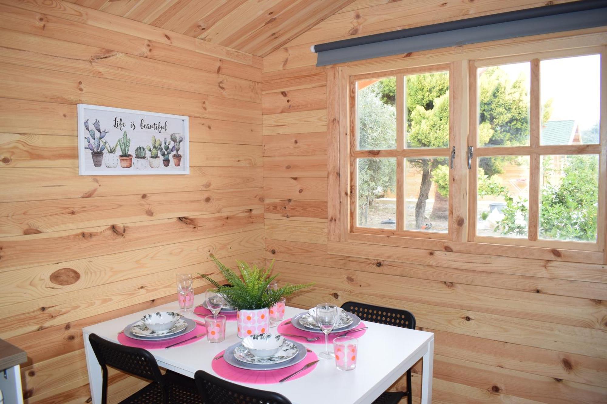 ホテル Cyprus Glamping Park Agios Theodoros エクステリア 写真