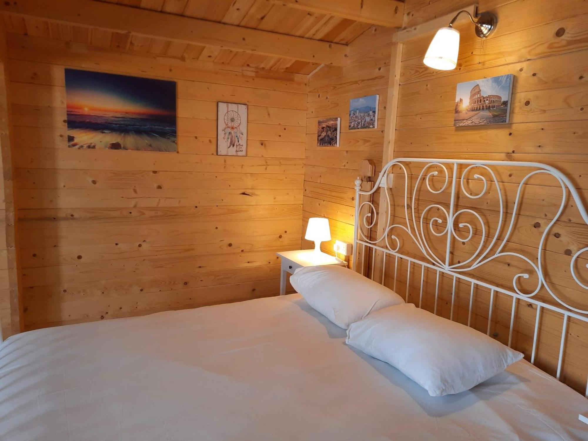 ホテル Cyprus Glamping Park Agios Theodoros 部屋 写真